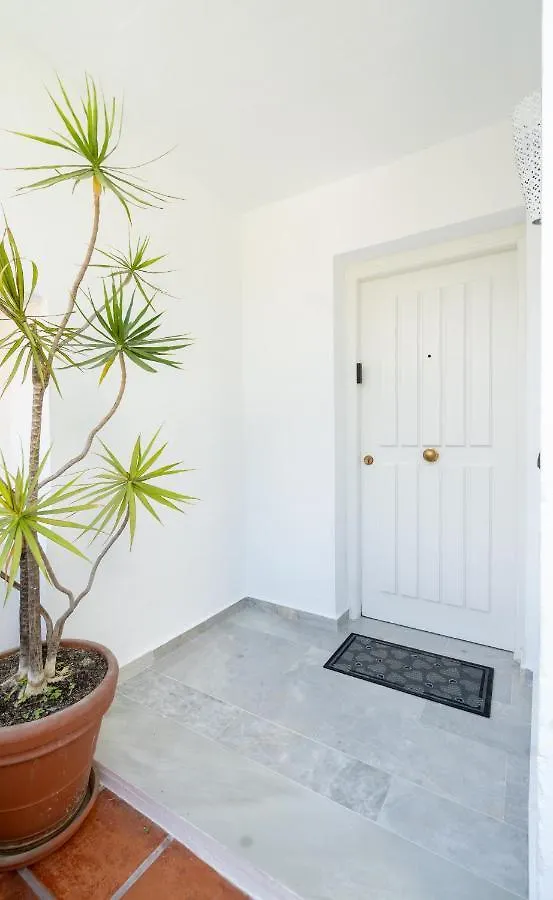Luxury Townhouse Capricho Golden Mile Villa Marbella