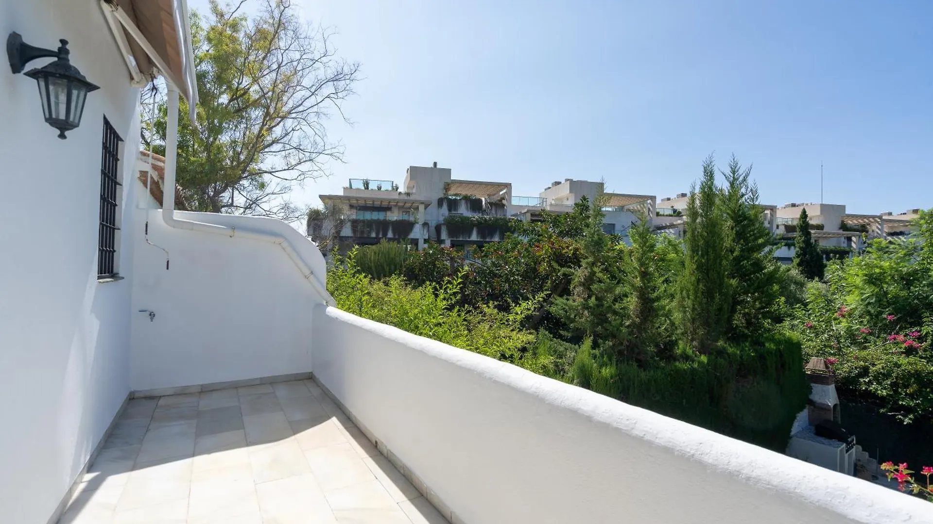 Luxury Townhouse Capricho Golden Mile Villa Marbella 0*,  Spain