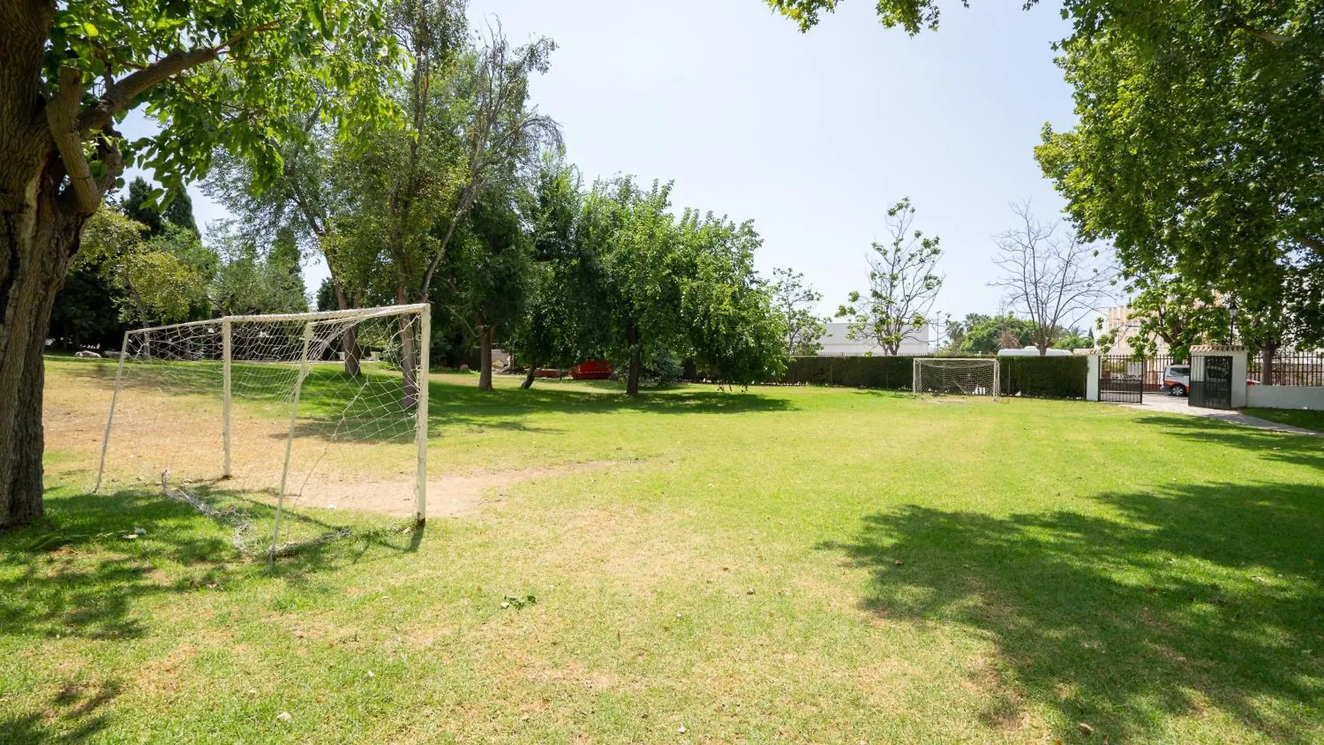 Luxury Townhouse Capricho Golden Mile Villa Marbella 0*,  Spain
